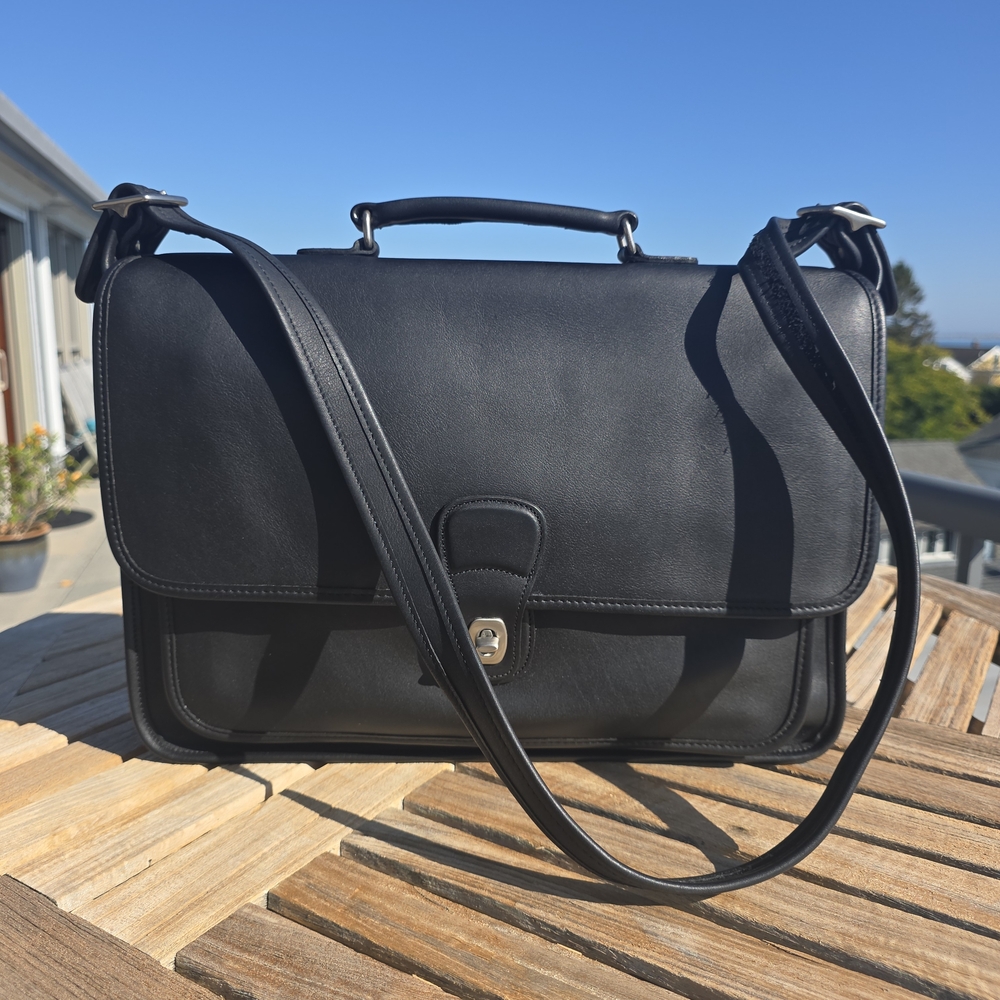 Vintage Coach, Metropolitan Brief Messenger - Picture 2 of 16